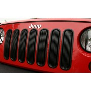 Вставка в решетку радиатора на Jeep Wrangler JK 2007-2018